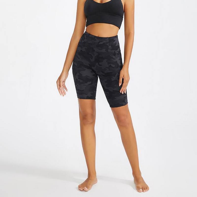 Lululemon Women's Suits 2